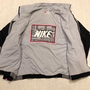Vintage Nike neon pink windbreaker size L